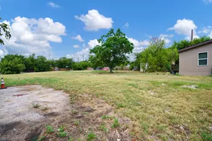 11573 Thistle Ln, Justin, TX 76247 - Photo 15