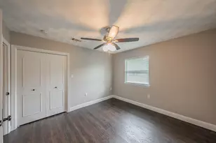 2322 Monteleon St, Grand Prairie, TX 75051 - Photo 23
