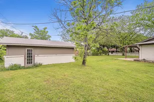 2322 Monteleon St, Grand Prairie, TX 75051 - Photo 3