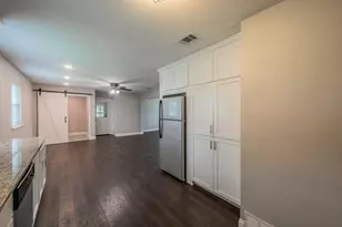 2322 Monteleon St, Grand Prairie, TX 75051 - Photo 19