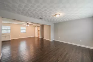 2322 Monteleon St, Grand Prairie, TX 75051 - Photo 15