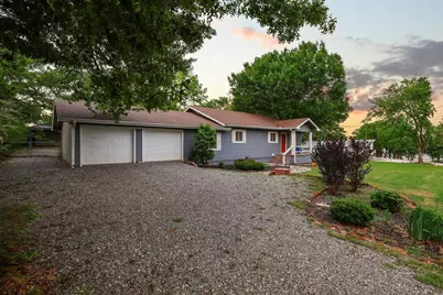 109 Arkansas Street, Pottsboro, TX 75076 - Photo 1