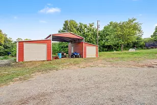 203 Saddle Ridge Ct, Springtown, TX 76082 - Photo 37