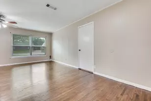 1110 Lucille St, Irving, TX 75060 - Photo 5