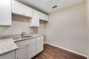 1110 Lucille St, Irving, TX 75060 - Photo 11