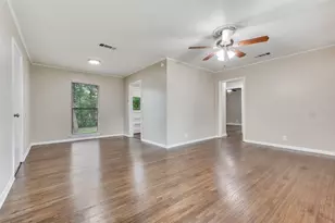 1110 Lucille St, Irving, TX 75060 - Photo 7