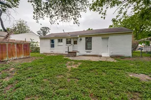 1110 Lucille St, Irving, TX 75060 - Photo 23