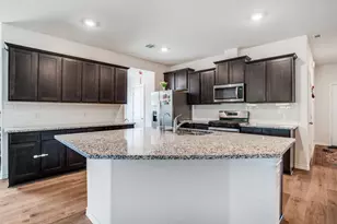 3901 Kenworth Ln, McKinney, TX 75071 - Photo 5