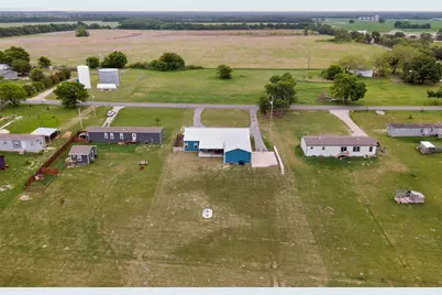 613 Kentucky Town Road, Whitewright, TX 75491 - Photo 37