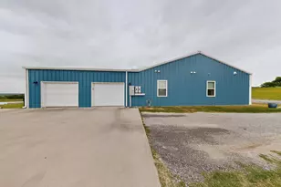 613 Kentucky Town Rd, Whitewright, TX 75491 - Photo 33