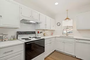 101 Veterans Ln, Gun Barrel City, TX 75156 - Photo 11