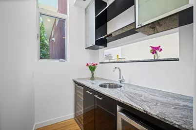 505 W Alabama Street #C, Houston, TX 77006 - Photo 9