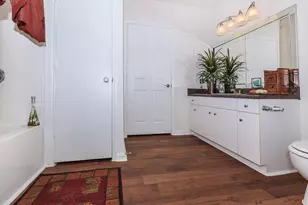 10965 S Gessner Dr, Houston, TX 77071 - Photo 9
