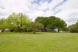 2121 E Pecan Ln, Plano, TX 75074 - Photo 1