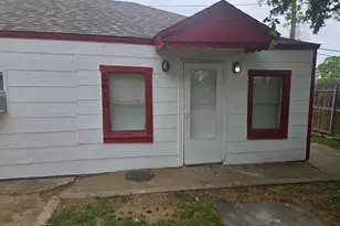 2604 Bomar Ave, Fort Worth, TX 76103 - Photo 3