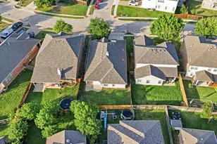 15525 Landing Creek Ln, Fort Worth, TX 76262 - Photo 3