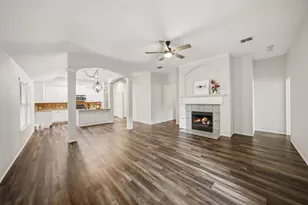 15525 Landing Creek Ln, Fort Worth, TX 76262 - Photo 13