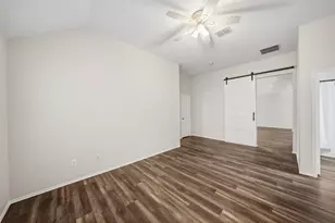 15525 Landing Creek Ln, Fort Worth, TX 76262 - Photo 17