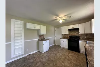 711 Clarksville Road, Bogata, TX 75417 - Photo 3