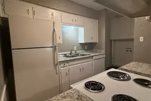 708 E Pecan St, Hurst, TX 76053 - Photo 7
