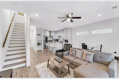 162 S Cisco Street, Dallas, TX 75246 - Photo 1