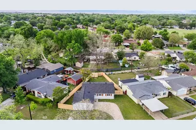 4633 Lynnacre Drive, Dallas, TX 75211 - Photo 27