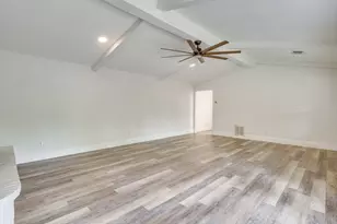 104 Wildwood Ct, Azle, TX 76020 - Photo 19