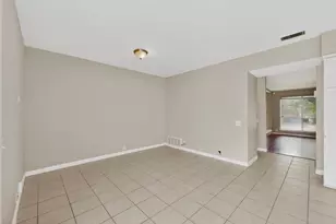 11940 Leisure Dr, Dallas, TX 75243 - Photo 7