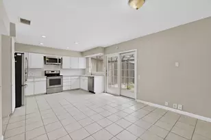 11940 Leisure Dr, Dallas, TX 75243 - Photo 9