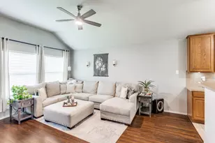 1402 Bankston Dr, Wylie, TX 75098 - Photo 5