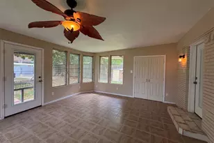 8832 Antrim Dr, Dallas, TX 75218 - Photo 25