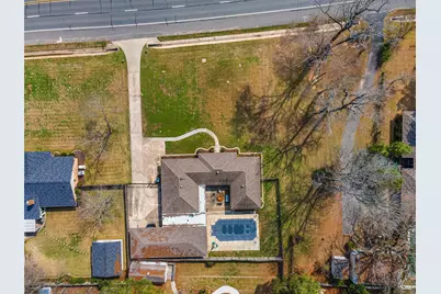 1302 W Sabine Street, Carthage, TX 75633 - Photo 3