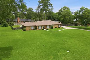 1302 W Sabine St, Carthage, TX 75633 - Photo 3