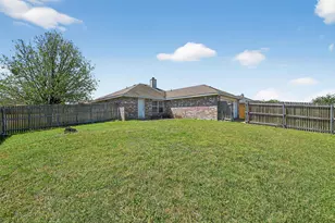 1715 Reynolds St, Lancaster, TX 75134 - Photo 29