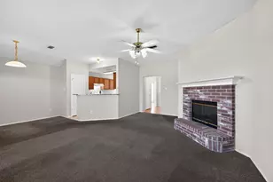 1715 Reynolds St, Lancaster, TX 75134 - Photo 5