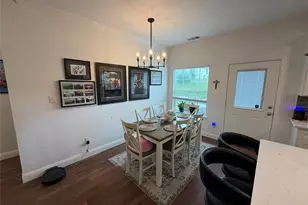 527 Siesta Ct, Granbury, TX 76048 - Photo 5