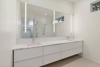 4401 Roseland Avenue #A, Dallas, TX 75204 - Photo 15