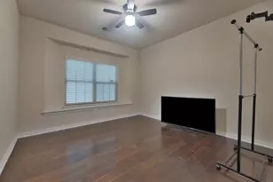 129 Quail Run Rd, Red Oak, TX 75154 - Photo 9