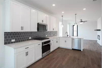 8933 Acorn Avenue, Justin, TX 76247 - Photo 5