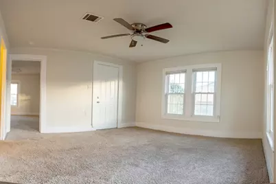 1910 S 12th Street, Waco, TX 76706 - Photo 5