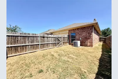 1506 Poinsettia Boulevard, Denton, TX 76208 - Photo 15