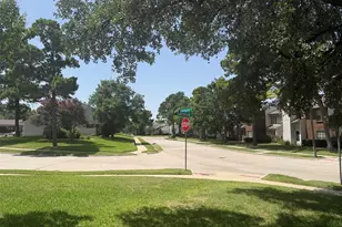 831 Creekside Dr, Lewisville, TX 75067 - Photo 39