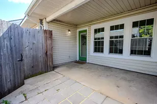 831 Creekside Dr, Lewisville, TX 75067 - Photo 33