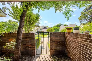 831 Creekside Dr, Lewisville, TX 75067 - Photo 7