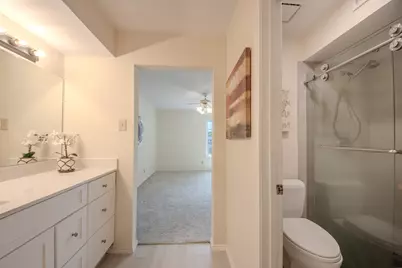 831 Creekside Drive, Lewisville, TX 75067 - Photo 21
