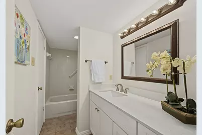 831 Creekside Drive, Lewisville, TX 75067 - Photo 15