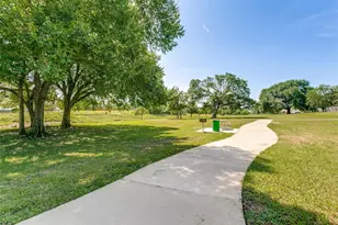 831 Creekside Dr, Lewisville, TX 75067 - Photo 31