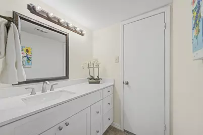 831 Creekside Drive, Lewisville, TX 75067 - Photo 21