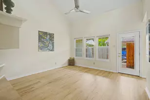 831 Creekside Dr, Lewisville, TX 75067 - Photo 13