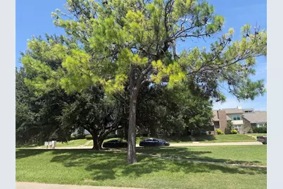 831 Creekside Drive, Lewisville, TX 75067 - Photo 29